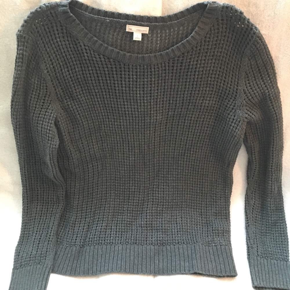 GAP Gray Knit Sweater Size S